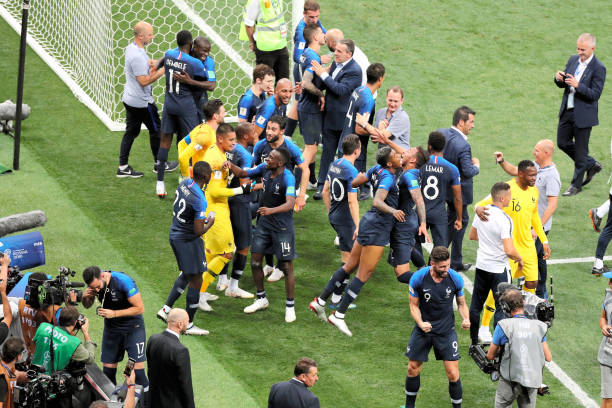 而当我们谈 而当我们谈